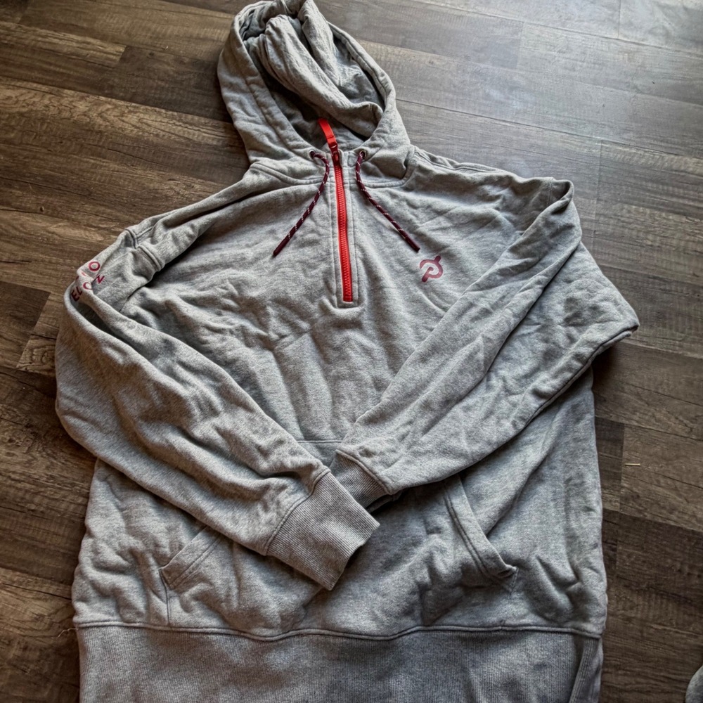 Peloton Mens Heather Gray Quarter Zip Hoodie Sweatshirt Red Accents Logo Large